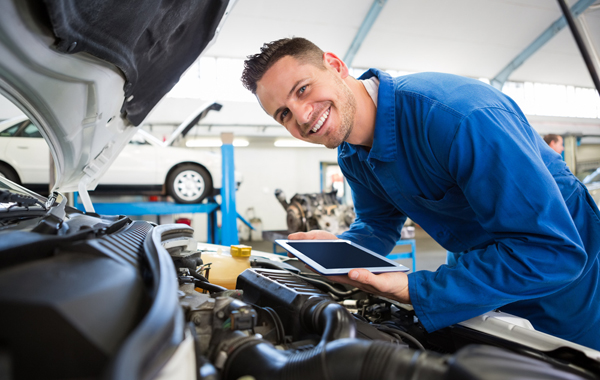 Tagliando auto fino 2000cc a Mariano del Friuli -44% di sconto