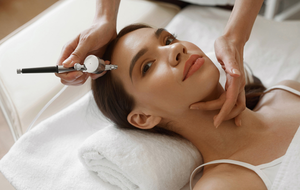 OSSIGENOTERAPIA viso anti-age e make-up a Monfalcone -61% di sconto