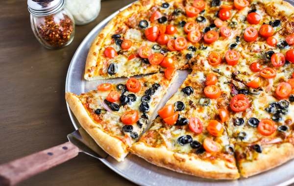 Pizza MAXI e bibita -45% di sconto