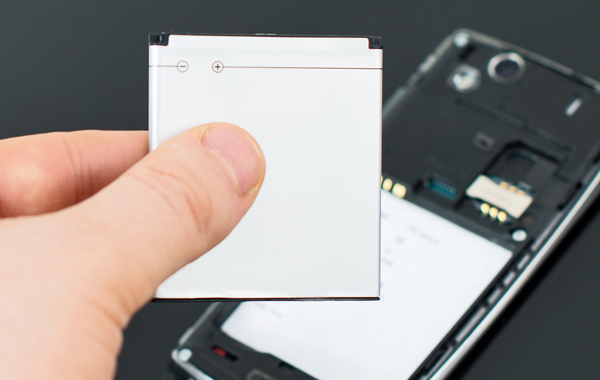 Sostituzione BATTERIA iPhone 4/4s/5/5c/5s -40% di sconto