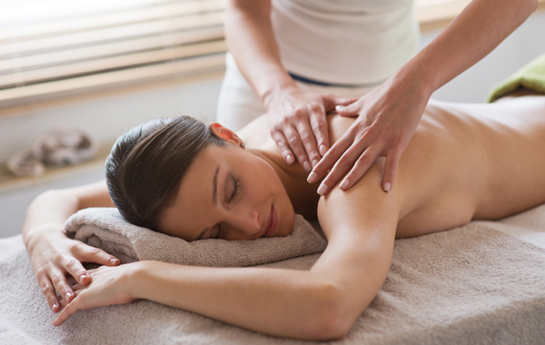 3 Trattamenti svedesi, drenanti o sportivi a Ruda -74% di sconto