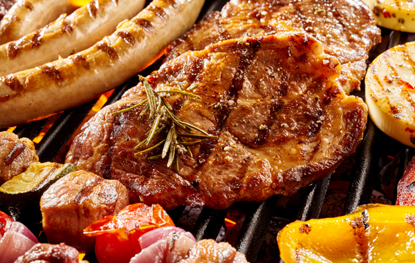 Menu per 2 con GRIGLIATA MISTA, antipasto, primo, contorno e dolce -50% di sconto