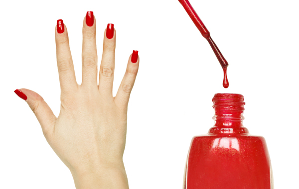 Applicazione smalto semipermanente -50% di sconto