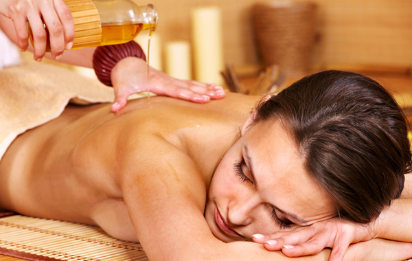 2 Trattamenti total body con oli vegetali naturali -55% di sconto