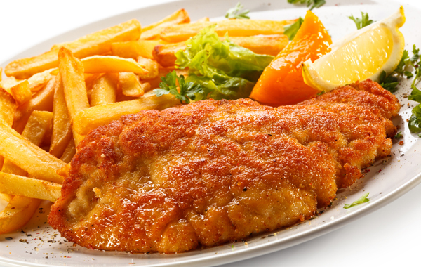 COTOLETTA MILANESE con patate, antipasto, contorno, dolce e calice per 2 persone -50% di sconto